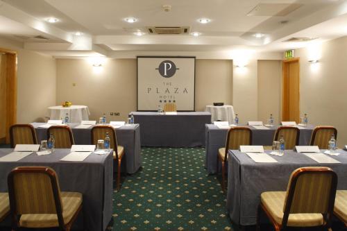 Plaza Hotel Tallaght