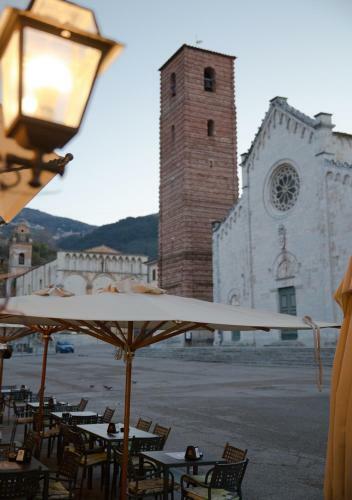 Pietrasanta Luxury Design Apartement