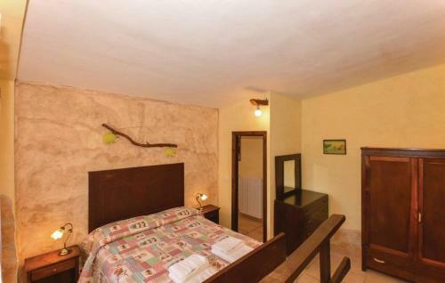 Pitigliano Villa Sleeps 7 Pool Wifi