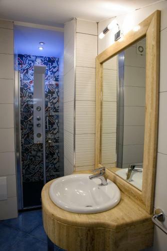 Hostal Kavani Resort