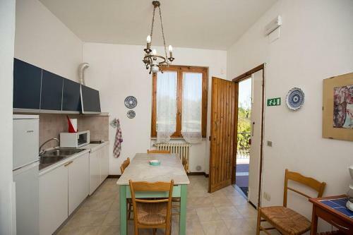 Poggibonsi Villa Sleeps 12 Pool Wifi
