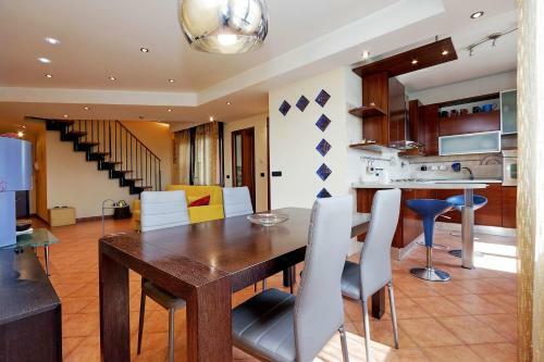 Ponte Galeria Apartment