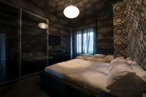 B&B Lounge