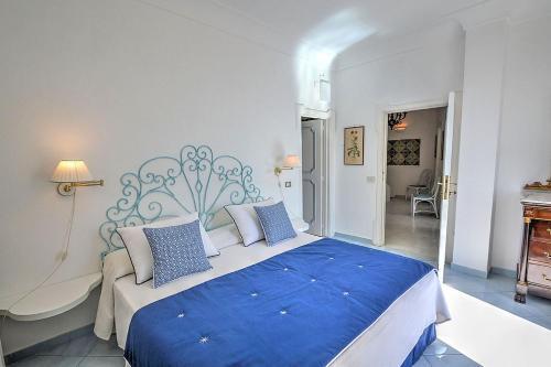 Positano Villa Sleeps 8 Pool Air Con