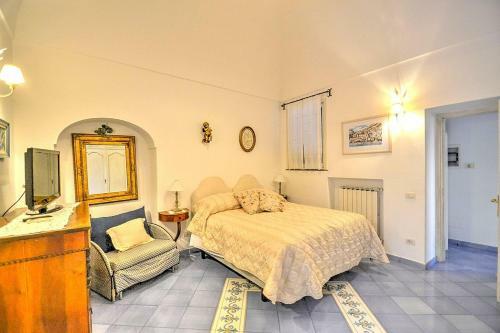 Positano Villa Sleeps 6 Air Con Wifi