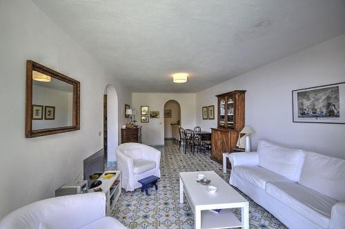 Positano Villa Sleeps 4 Air Con Wifi