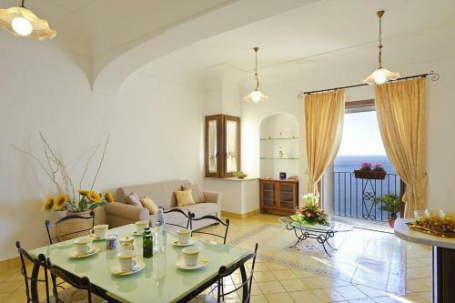 Arienzo Villa Sleeps 4 Pool Air Con Wifi