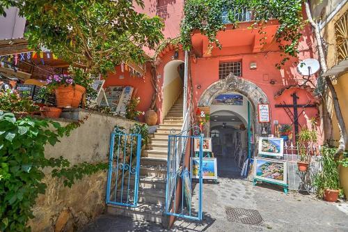 Positano Apartment Sleeps 6 Air Con Wifi