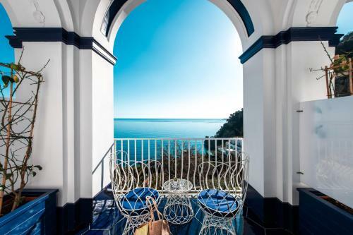 Bed & Breakfast Imperati Suites By Alcione Residence