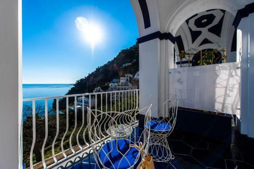 Bed & Breakfast Imperati Suites By Alcione Residence