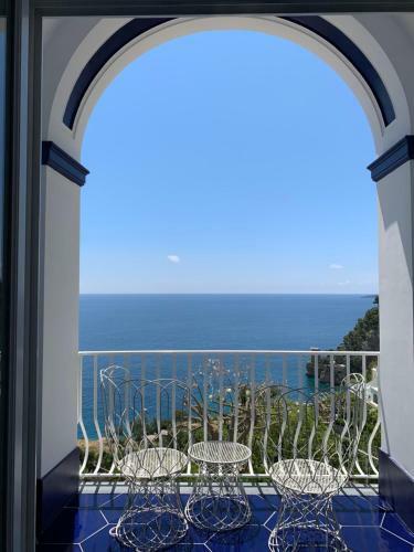 Bed & Breakfast Imperati Suites By Alcione Residence
