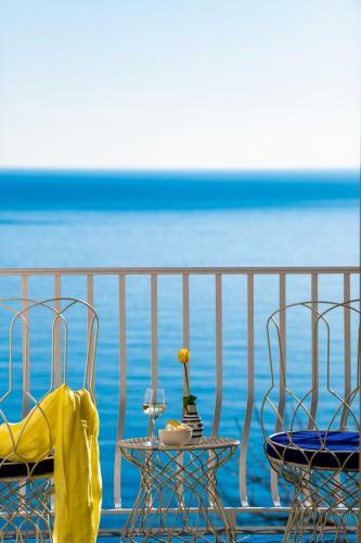 Bed & Breakfast Imperati Suites By Alcione Residence