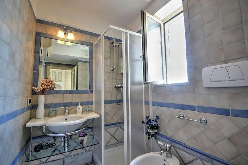 Praiano Villa Sleeps 4 Air Con Wifi