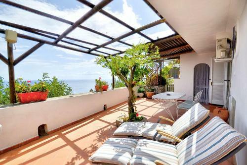 Praiano Villa Sleeps 3 Pool Air Con Wifi