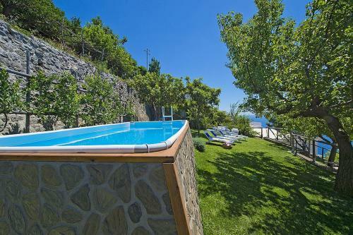 Praiano Villa Sleeps 7 Pool Air Con Wifi