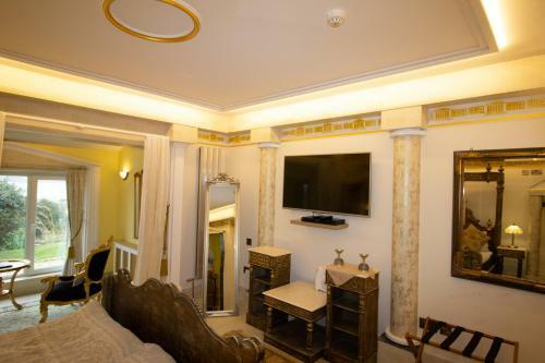 Ferndale Luxury Boutique Bed & Breakfast