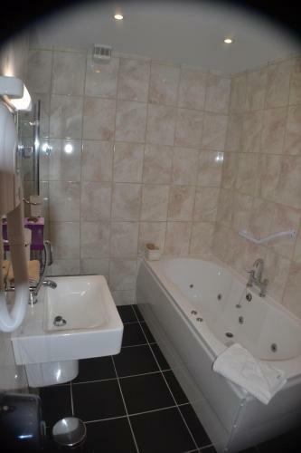 Avonmore House B&B