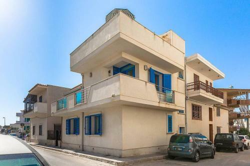 Punta Secca Villa Sleeps 4 Air Con Wifi
