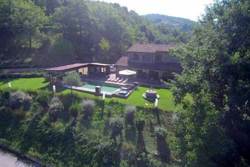 Querce Villa Sleeps 8 Pool Wifi