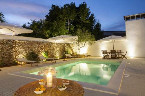 Apartamento Luxury Courtyard Pool