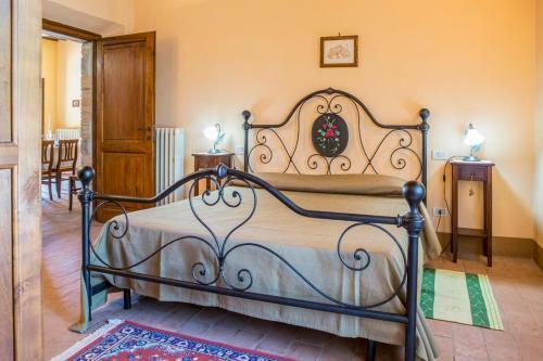 Quadro Villa Sleeps 14 With Pool
