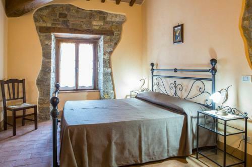 Quadro Villa Sleeps 14 With Pool