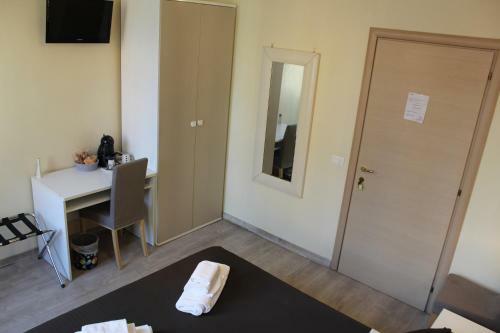 Hostal Home 57 Relais