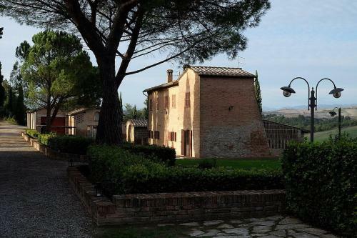 Campana Villa Sleeps 6 Pool Wifi