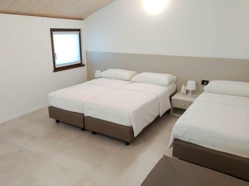 Hostal La Corte Room & Relax