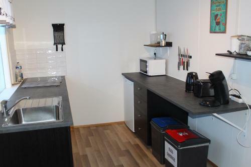 Hostal L�ns� Guesthouse