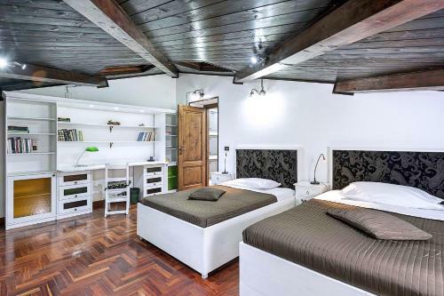 San Corrado Di Fuori Villa Sleeps 8 Pool Air Con
