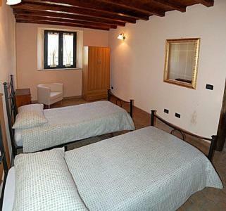 San Polo Villa Sleeps 8 Pool