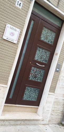 B&B Mim�