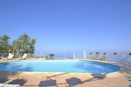 Sant'agata Sui Due Golfi Villa Sleeps 3 Pool