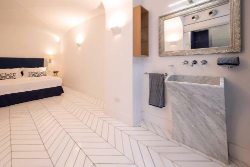 The Ivy Villa