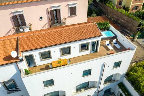 The Ivy Villa