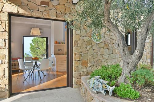 Massimo Villas� - Villa Respiro