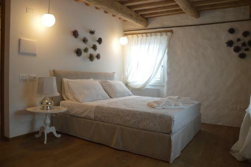 Hostal C� Ma�na