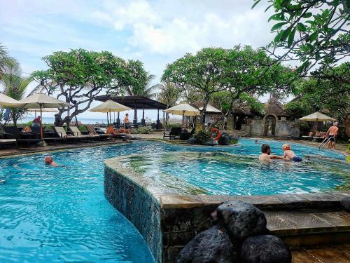 Hotel Grand Balisani Suites