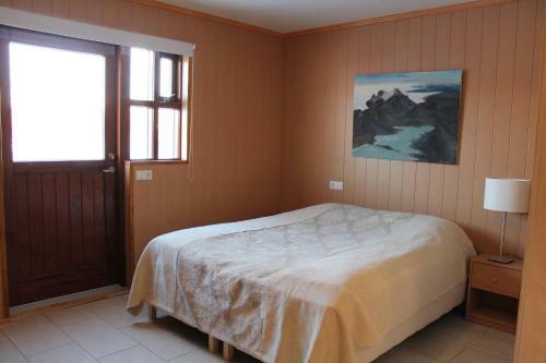�thl�d Cottages