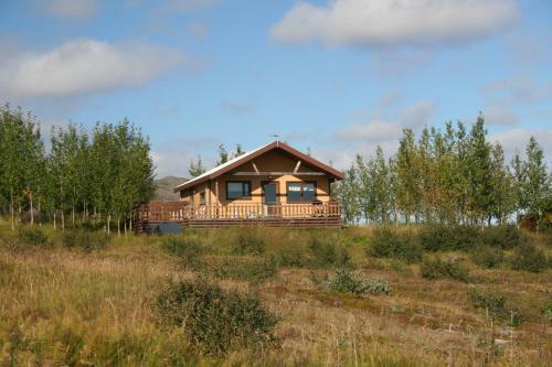 �thl�d Cottages