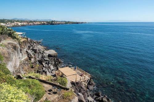 Villa In Santa Tecla Sleeps 8 With Pool And Air Con