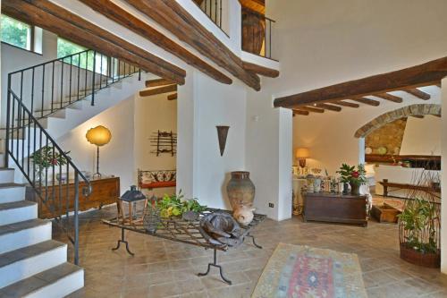 Gibilmanna Villa Sleeps 8 Pool Wifi
