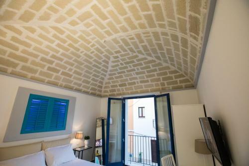 Hostal Acquar� Suite Rooms
