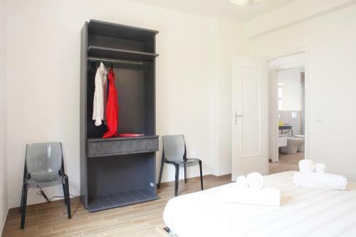 Hostal Beachside Rooms & Suites