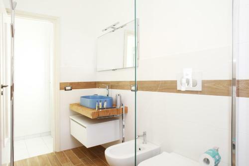 Hostal Beachside Rooms & Suites