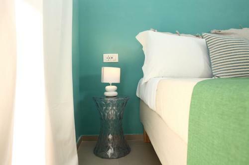 Hostal Beachside Rooms & Suites