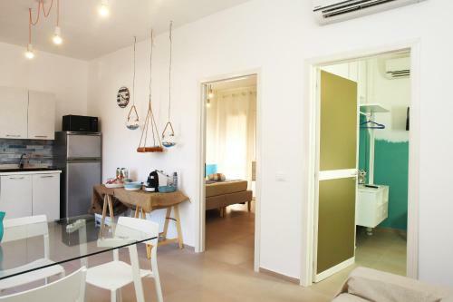 Hostal Beachside Rooms & Suites