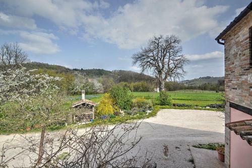 Zona Artigianale Callarella Villa Sleeps 3 Pool