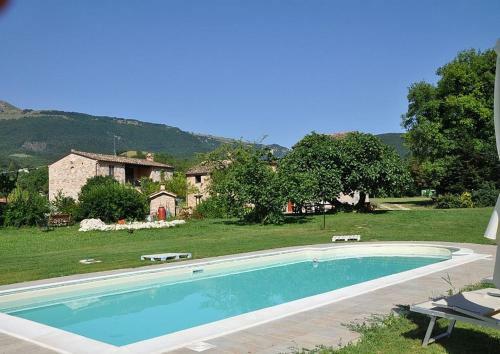 Zona Artigianale Callarella Villa Sleeps 6 Pool